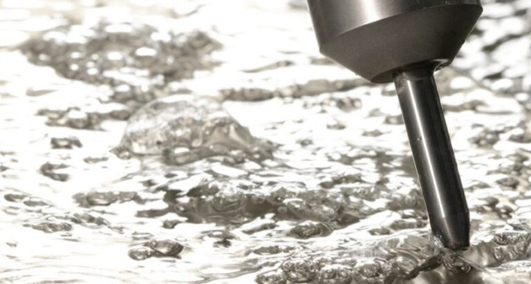 Nozzle for the waterjet milling process during surface finishing
